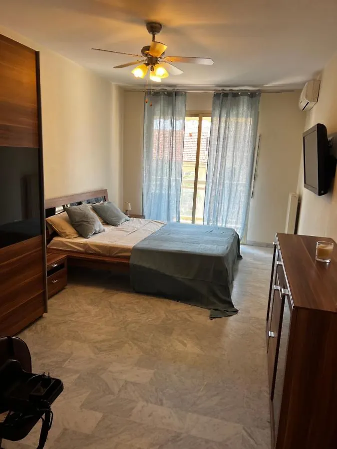 Mimosas -2 Rooms-Terrace-City Center -Air Conditioning Cannes