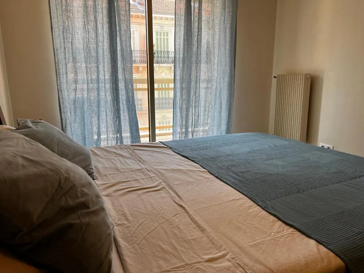 Mimosas -2 Rooms-Terrace-City Center -Air Conditioning Cannes France