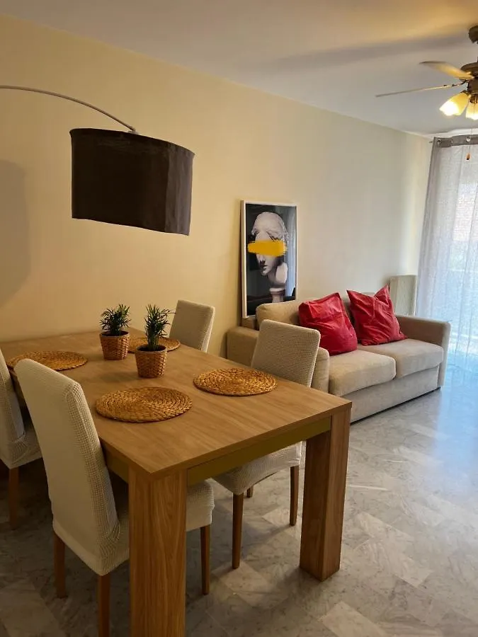Mimosas -2 Rooms-Terrace-City Center -Air Conditioning Cannes Apartment