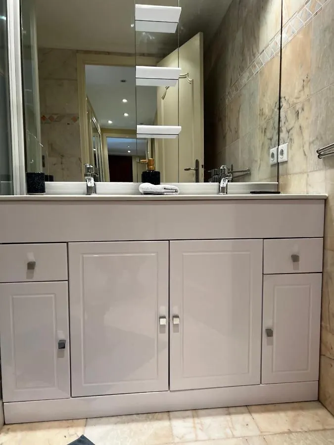 Mimosas -2 Rooms-Terrace-City Center -Air Conditioning Cannes