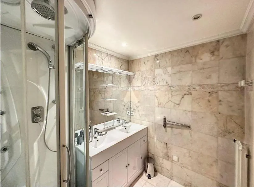 Mimosas -2 Rooms-Terrace-City Center -Air Conditioning Cannes Apartment
